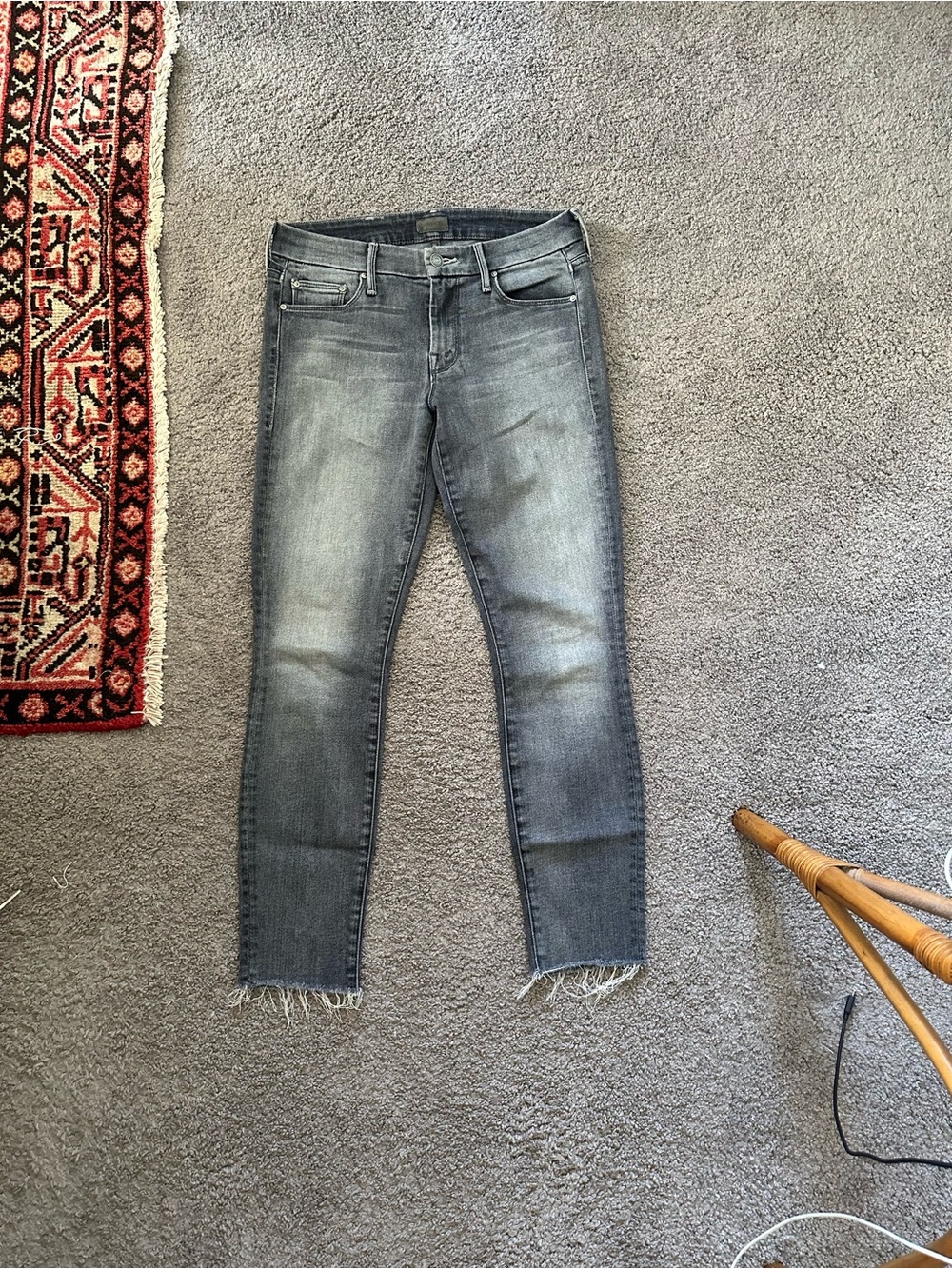 MOTHER Looker Ankle Fray Jeans